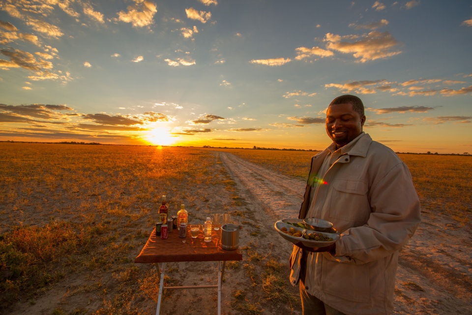 Botswana-Sonnenuntergang-im-Nxai-Pan-Nationalpark-Kwando Nxai Pan sundowner 2